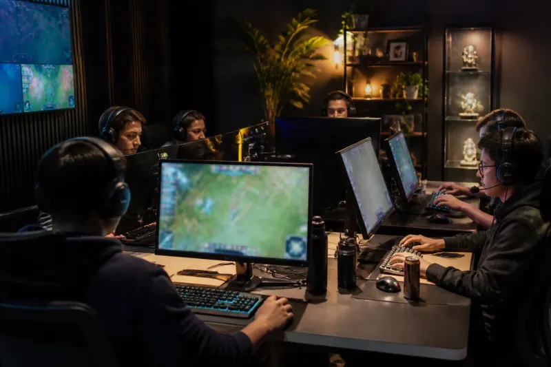 An image showing a strategically arranged team composition in-game.