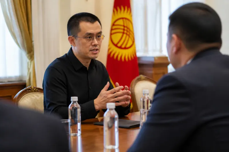Changpeng Zhao discusses crypto in a Kyrgyzstan meeting.